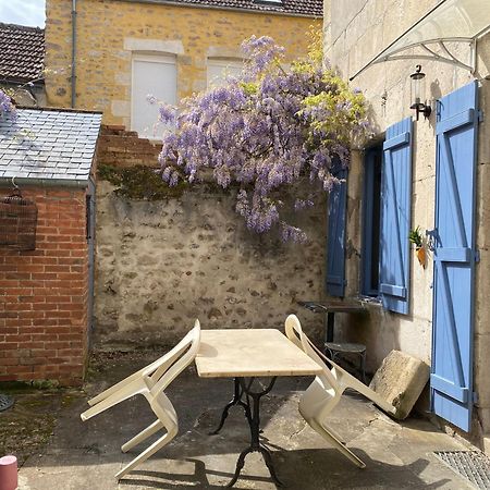 Maison De L Horloge Avallon Extérieur photo