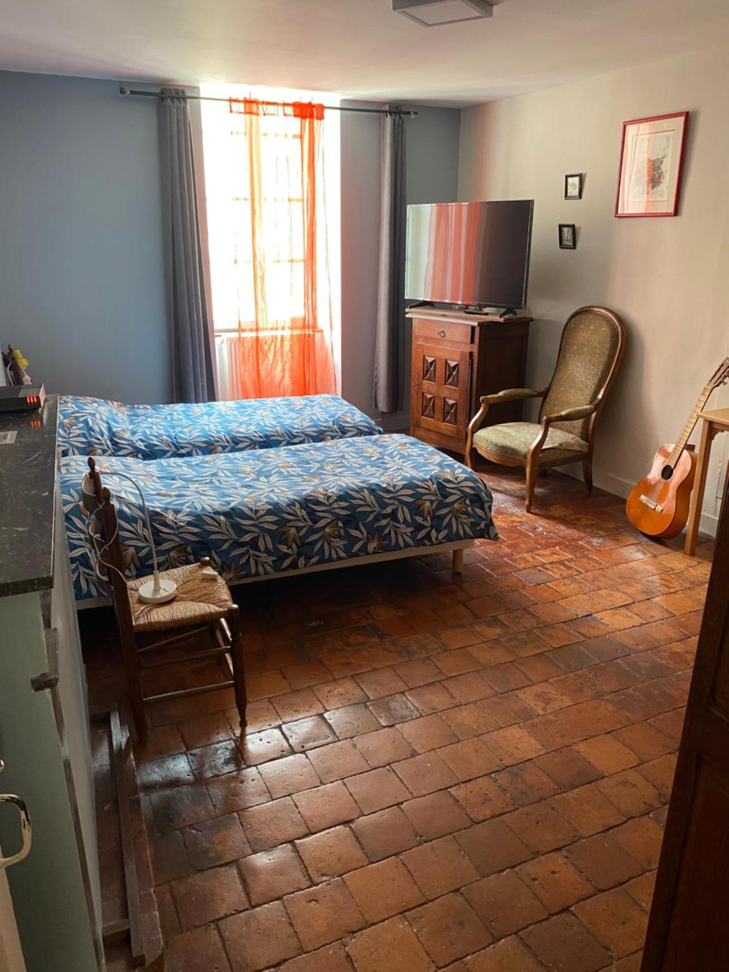 Maison De L Horloge Avallon Extérieur photo